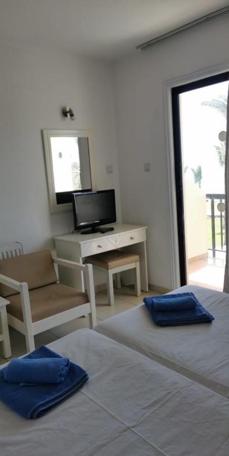Simos Magic Beach Hotel Apts Ayia Napa Exterior foto
