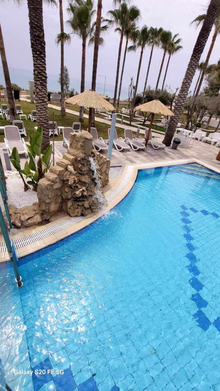 Simos Magic Beach Hotel Apts Ayia Napa Exterior foto