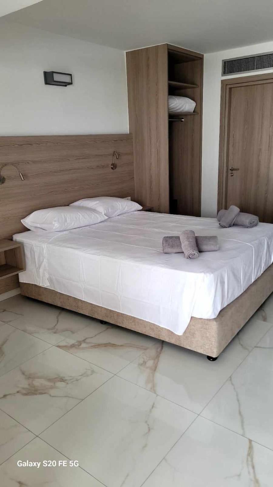 Simos Magic Beach Hotel Apts Ayia Napa Exterior foto